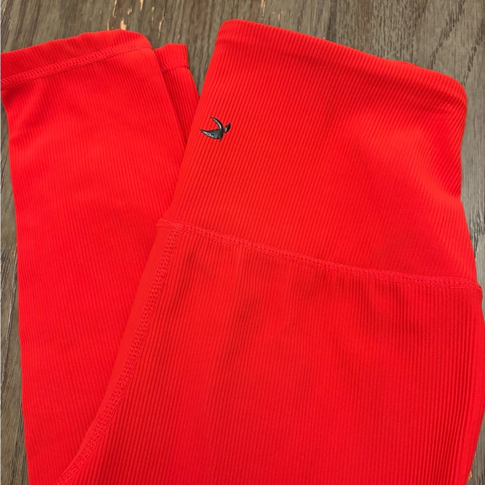 Women’s small red ribbed Glyder leggings - Picture 2 of 8